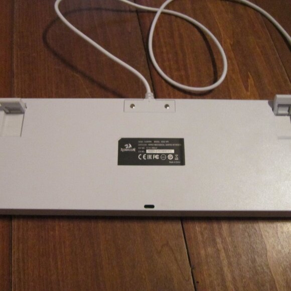 Redragon Kumara Mechanical Gaming Keyboard K552-WR White Wired Rainbow LED - Picture 4 of 7